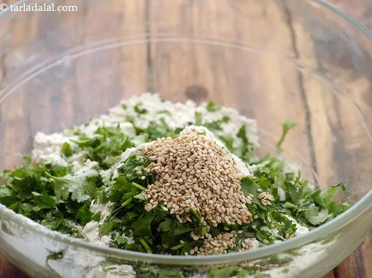 Step 11 – Add sesame seeds. Ajwain, jeera, kalonji, coarsely crushed dhania seeds or black peppercorns can also …