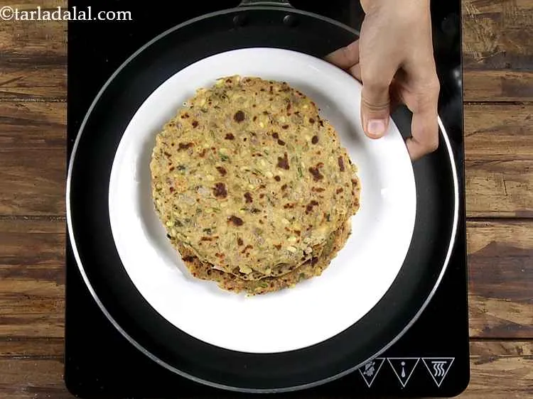 Step 22 – Repeat steps 17 to 21 to cook 11 more&nbsp;<strong>green moong dal parathas | moong dal …