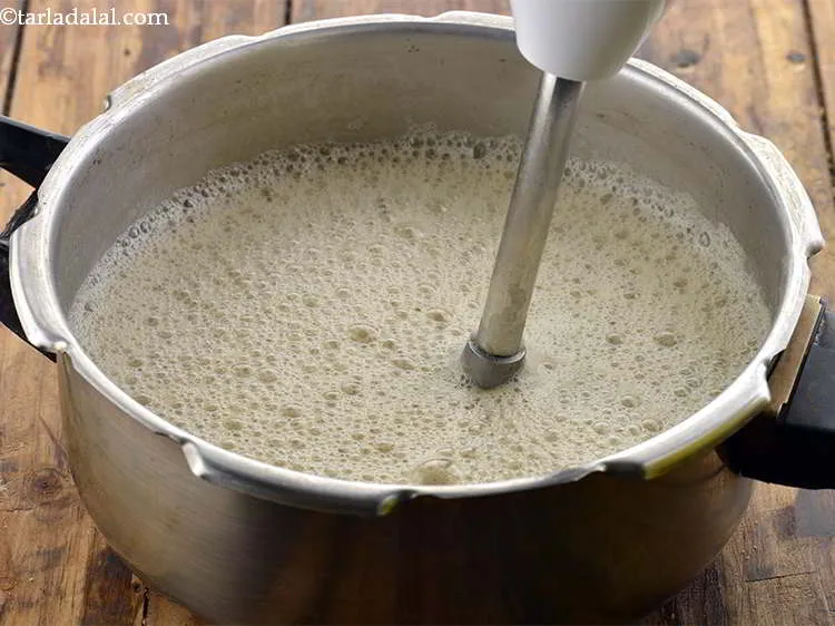 Step 9 – Blend the moong using a hand blender till smooth. Keep aside.