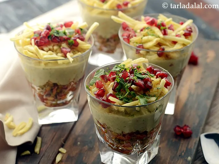 स्टेप 19 – <strong>मूंग स्प्राउट्स चाट रेसिपी</strong> को | <strong>स्प्राउट्स आलू सल्ली चाट …