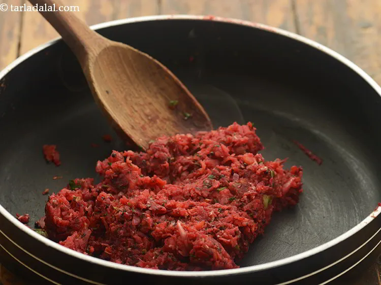 Step 32 – Cook on a medium flame for 1 to 2 minutes.