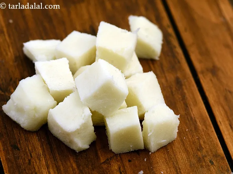 Step 27 – We suggest to use mozzarella cheese to get the perfect melted cheese after frying.&nbsp;