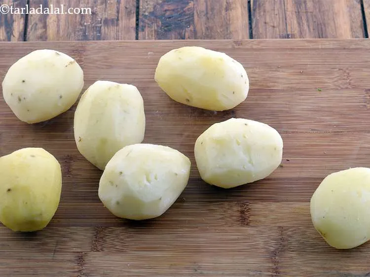 Step 8 – Once cooled, transfer them to a clean, dry chopping board.