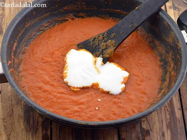 Step 43 – Now it&rsquo;s time to add the cream.