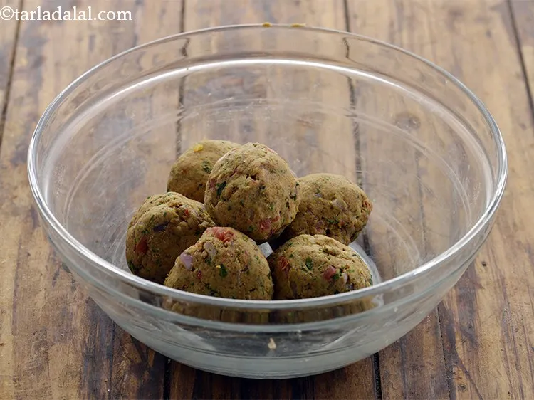 Step 16 – To prepare&nbsp;<b><span style="font-size: 12pt; font-family: Cambria;">multigrain roti | mix 5 flour roti | healthy multigrain …