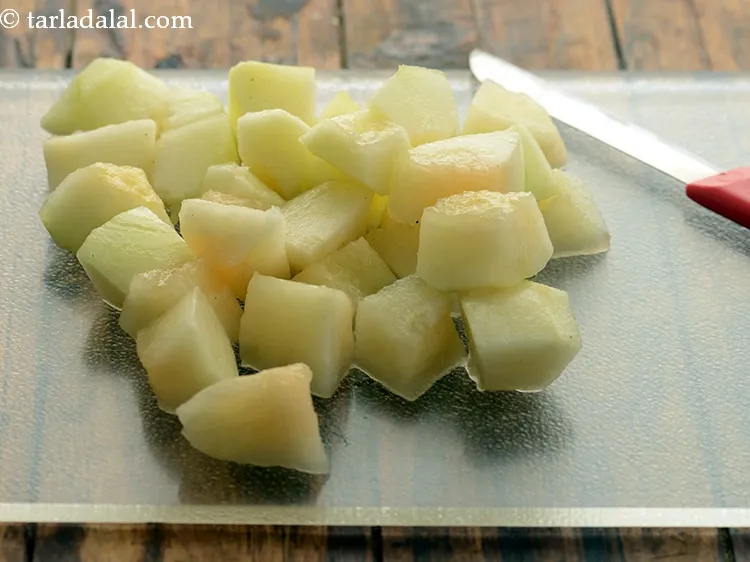 स्टेप 2 – <strong>खरबूजा शेक</strong> बनाने के लिए | <strong>खरबूजा ड्रिंक | मेलन …