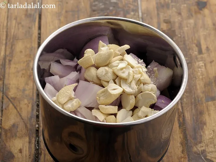 Step 3 – Add broken cashew nuts. Peanuts, almonds and pine nuts work particularly well as a substitute. …