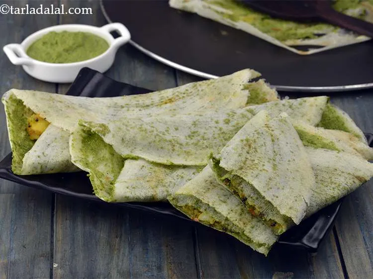 Step 11 – Spread<strong> coconut coriander chutney</strong> on a <a href="/Sada-Dosa-1681r">sada dosa</a> to make <a href="/Mysore--Masala-Dosa-with-Green-Chutney-807r">Green Mysore Dosa</a>.