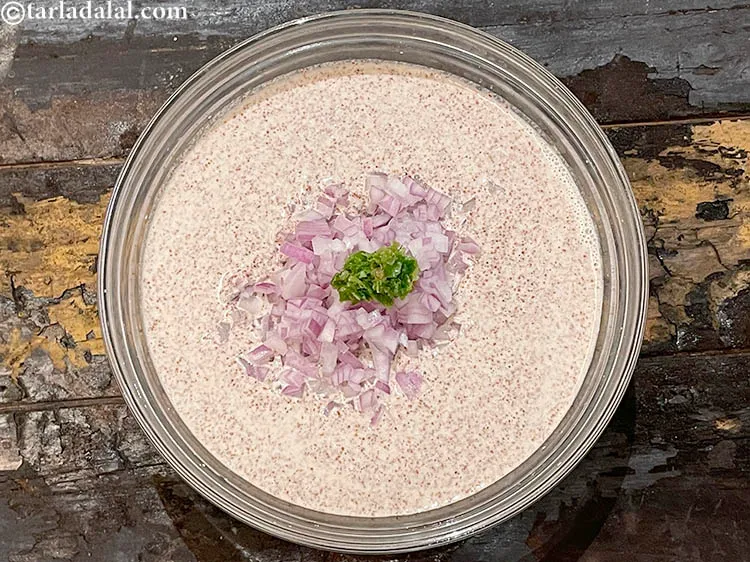 Step 12 – Add&nbsp;<meta charset="UTF-8" />1/2 tsp&nbsp;<a href="glossary-green-chilli-paste-hari-mirch-ki-paste-mirchi-paste-333i">green chilli paste</a>.