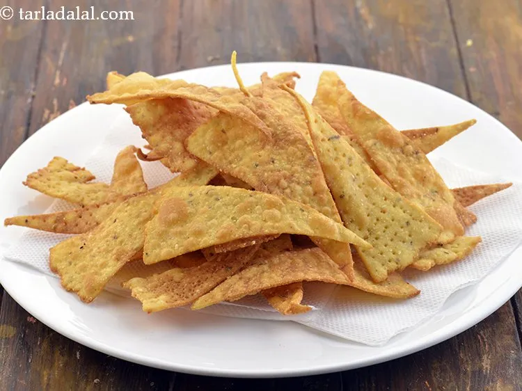 Step 19 – Drain&nbsp;<strong>nacho chips | corn chips | homemade Mexican nacho chips | deep fried Indian style …