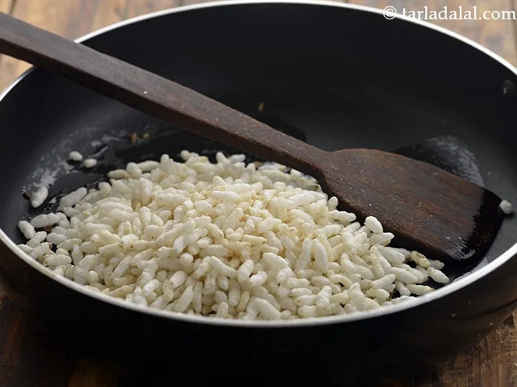 Step 6 – Add puffed rice.
