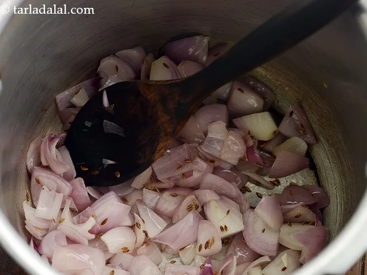 Step 7 – Saut&eacute; on a medium flame for 1 minute or till they are soft.