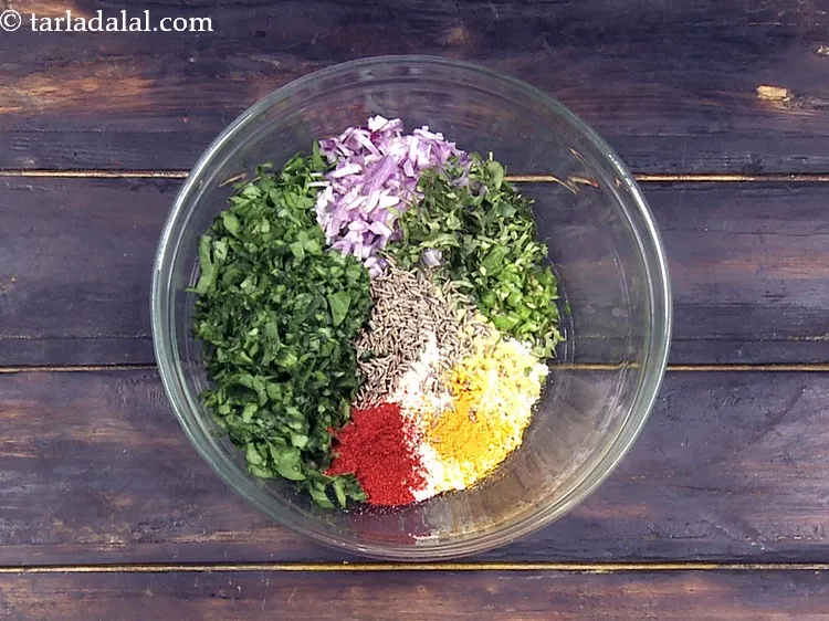 Step 24 – Add 1/2 tsp&nbsp;<a href="https://www.tarladalal.com/glossary-chilli-powder-red-chilli-powder-339i">chilli powder</a>.