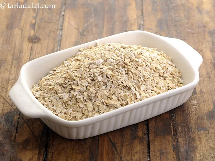 Step 8 – For <strong>Oats and mixed nuts ladoo</strong>, first select the perfect rolled oats. Whether purchasing oats …