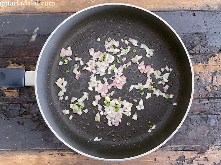 Step 15 – <p>Sauté on a medium flame for 1 minute.</p>