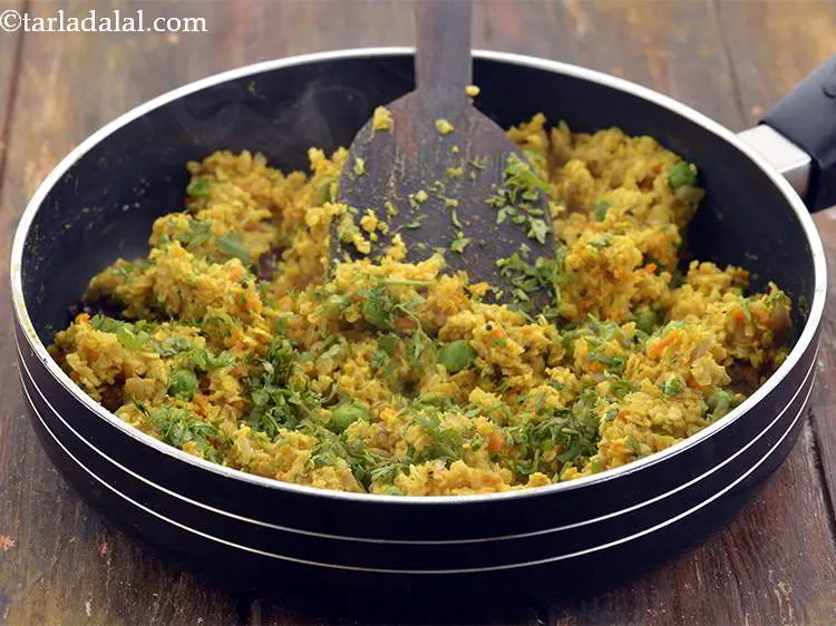 Step 23 – And our fibre-rich V<strong>egetable</strong> <strong>Oats Upma</strong> is ready!