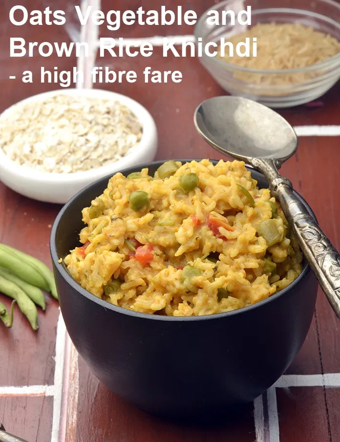 Step 31 – <strong>Oats Vegetable and Brown Rice Khichdi &ndash; a high fibre fare.&nbsp;</strong>