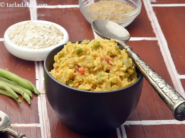 Step 28 – Serve<strong> oats vegetable and brown rice khichdi recipe | oats moong dal khichdi | healthy …