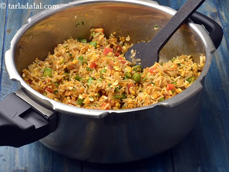 Step 25 – Mix well and cook on a medium flame for 2 minutes, while stirring continuously.