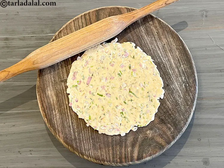 Step 15 – To make the <strong>onion roti | onion paratha | pyaz ki roti | healthy onion …