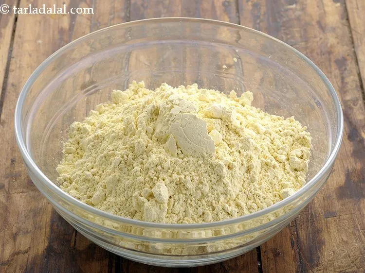 Step 1 – For preparing the besan mixture of&nbsp;<strong>paatra recipe | Gujarati parta | Gujarati patra farsan | …