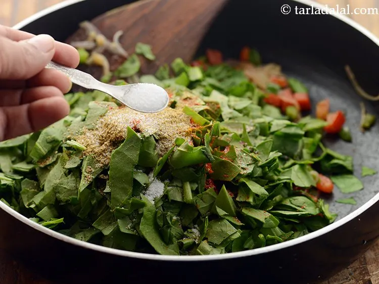 स्टेप 20 – नमक डालें।