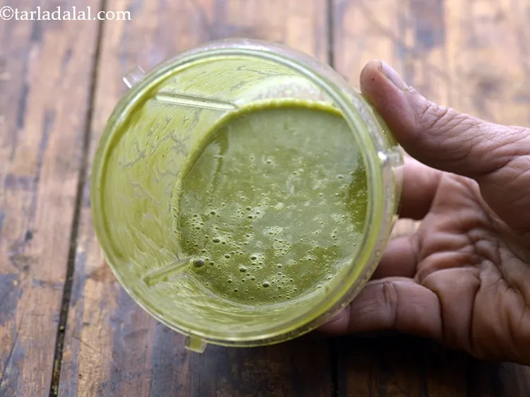 स्टेप 18 – मिश्रण को तब तक मिलाएँ जब तक मिश्रण पूरी तरह …