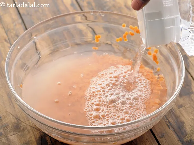 Step 2 – Soak the masoor dal in enough water for an hour.