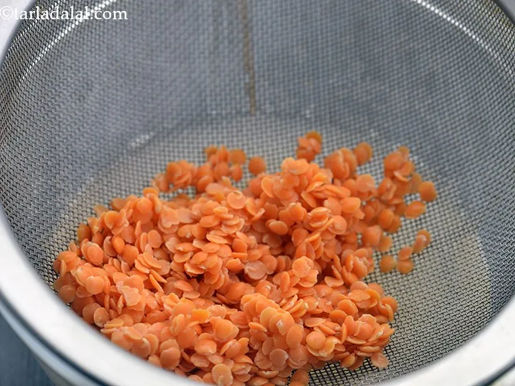 Step 15 – Again drain the water using a strainer and discard it.&nbsp;