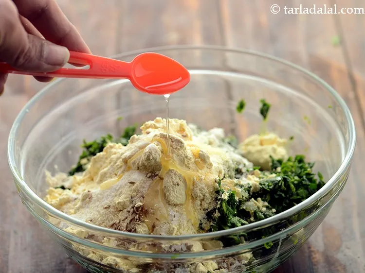 Step 17 – Add 1 tsp&nbsp;<a href="https://www.tarladalal.com/glossary-oil-671i">oil</a>.&nbsp;Both soda and oil help in making palak methi muthiyas softer. Many …