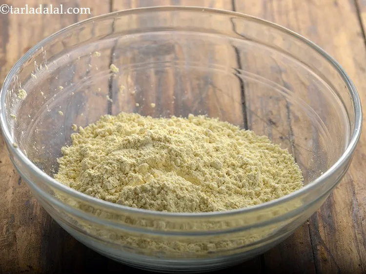 Step 5 – For making the batter of <strong>palak pakoda chaat recipe | palak pakora chaat | Indian …