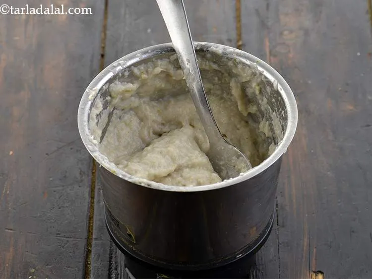 Step 7 – Blend to a smooth paste. Keep aside.