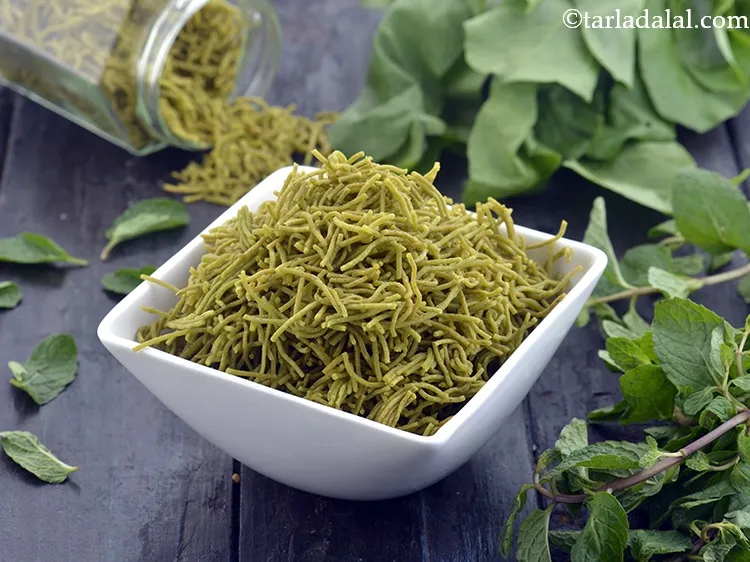 Step 33 – Store the <strong>palak pudina sev</strong> in an air-tight container and use as required.