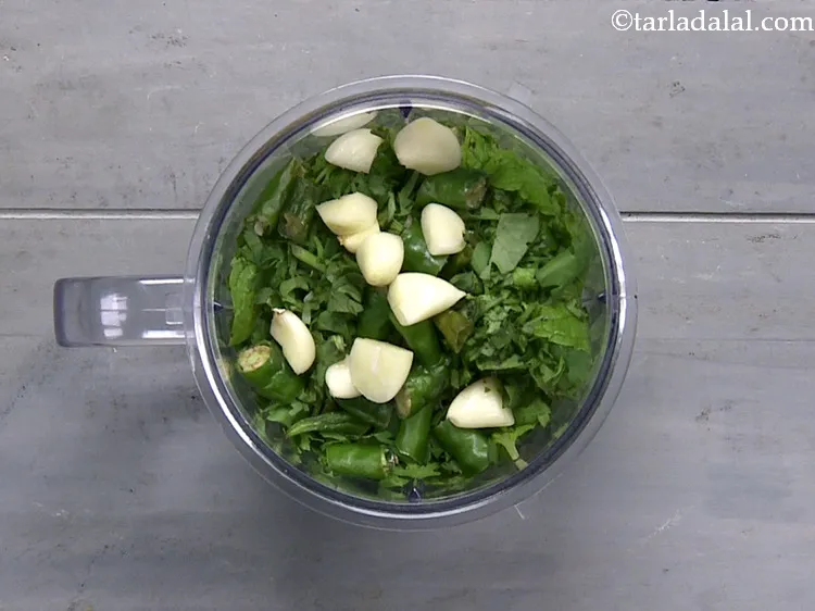 Step 11 – Add the garlic. If you are Jain, then skip adding garlic.