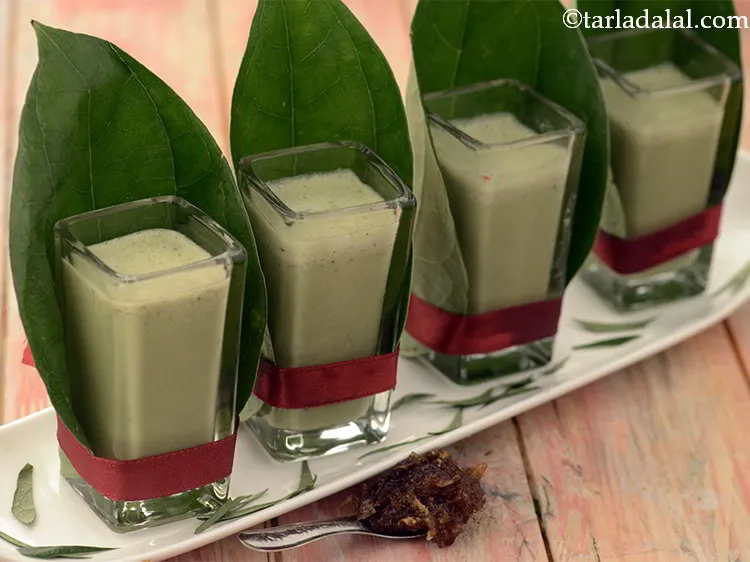 Step 13 – Serve the&nbsp;<strong>paan shots | betel leaves drink | paan sharbat | paan drink |</strong>&nbsp;chilled.