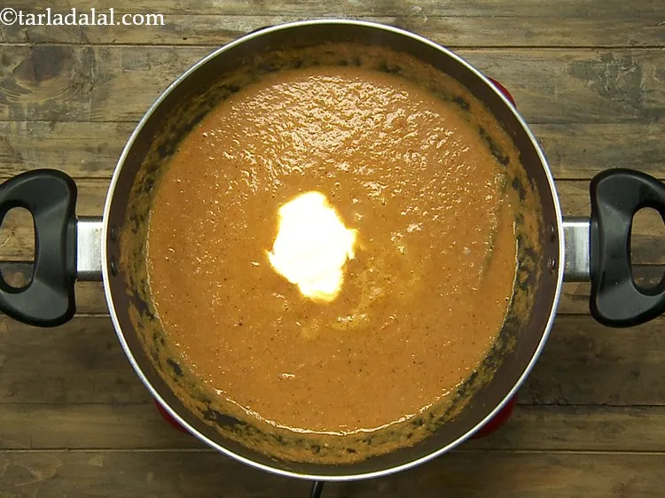 Step 32 – Add the fresh cream. If you want a creamier&nbsp;paneer butter masala&nbsp;then use more cream.