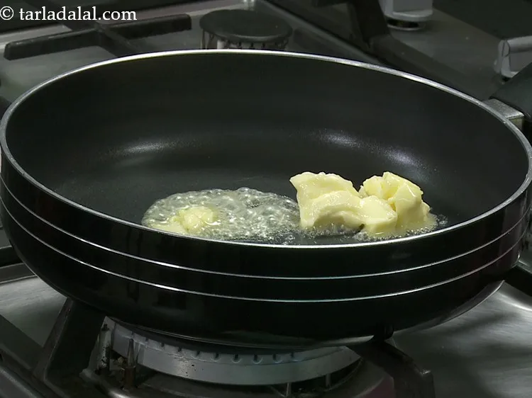 Step 8 – To prepare stuffing for&nbsp;<strong>paneer dosa | paneer chilli dosa | &nbsp;Indian breakfast paneer dosa | …