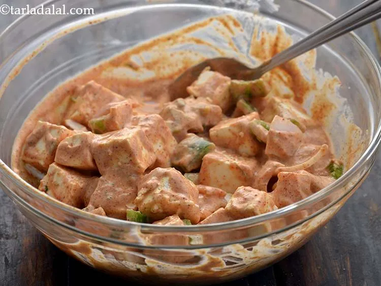 Step 30 – Toss gently or else the paneer will break.