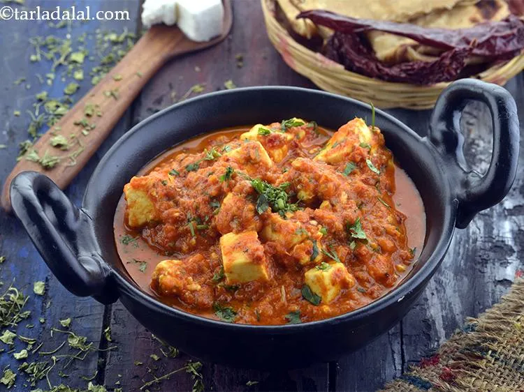 Step 25 – Serve&nbsp;<strong>paneer lababdar | restaurant style paneer lababdar |&nbsp;healthy&nbsp;paneer lababdar&nbsp;|</strong>&nbsp;hot with <a href="https://www.tarladalal.com/Parathas--Plain-Paratha-Basic-Paratha-Recipe-2170r">whole wheat parathas</a>, Chapatis …