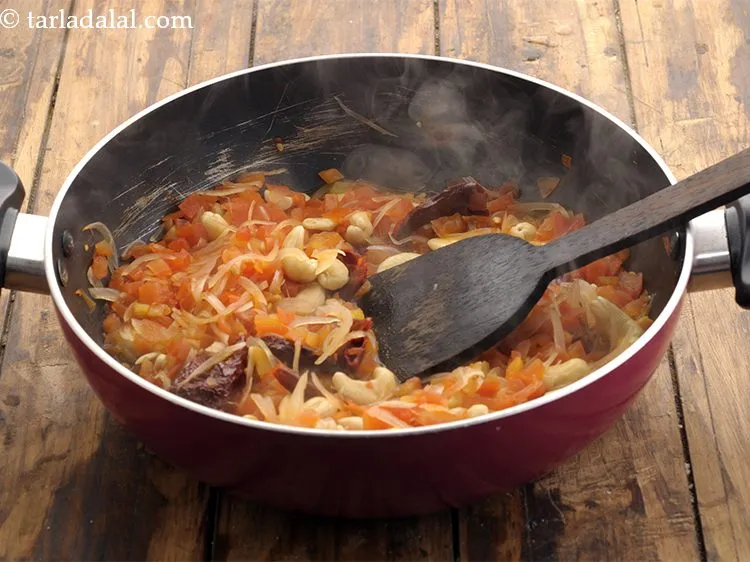 Step 7 – Boil on a high flame for 10 to 15 minutes or till the tomatoes are …