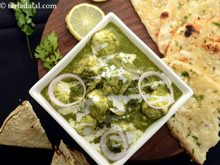 Step 22 – Garnish<strong>&nbsp;</strong><strong>| healthy haryali paneer | Punjabi makhamali paneer |</strong>&nbsp;with onion rings. Serve <strong>paneer makhmali</strong> hot …