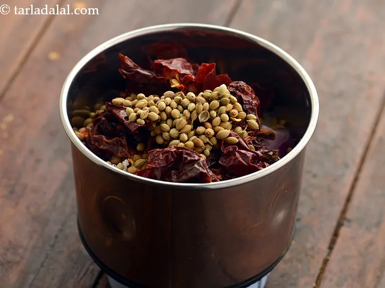 Step 8 – Add coriander (dhania) seeds. It gives an earthy flavor the paneer masala paste.