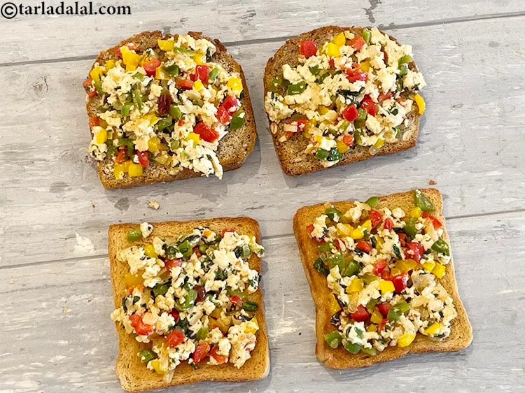 Step 19 – Put a little ketchup on each <strong>paneer open toast&nbsp;|&nbsp;paneer vegetable toast&nbsp;|&nbsp;healthy paneer toast&nbsp;|&nbsp;cottage cheese Indian …