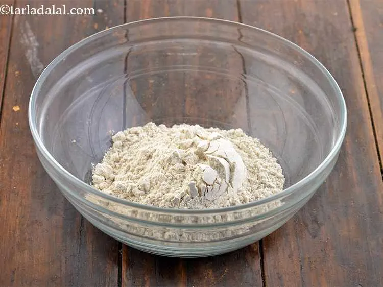 Step 1 – To make the dough for <strong>Paneer paratha</strong>, in a deep bowl take whole wheat flour …