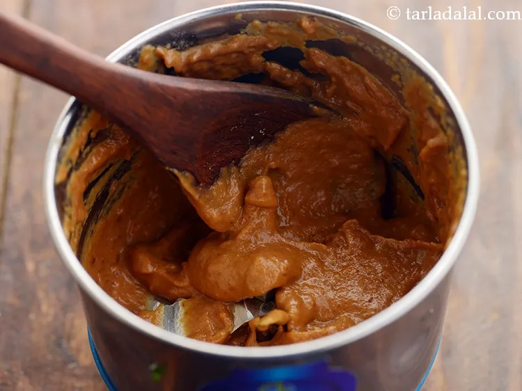 स्टेप 26 – मुलायम पेस्ट तैयार है। एक तरफ रख दें।