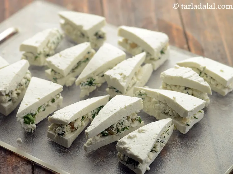 स्टेप 14 – इसे शेष १५ त्रिकोणों के साथ कवर करें और इसे …