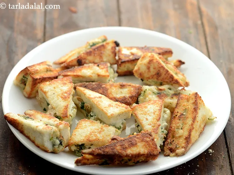 स्टेप 17 – पनीर त्रिकोण को निकाल लें और अलग रख दें। हमारे …