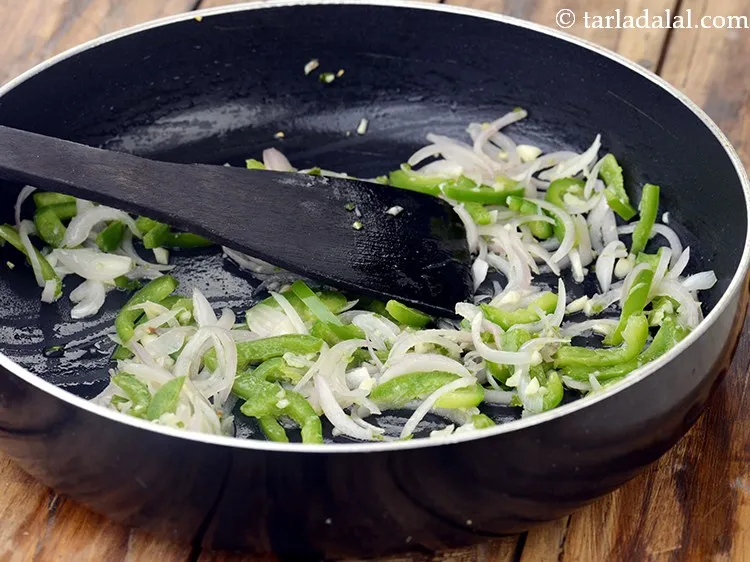Step 6 – Mix well and saut&eacute; on a medium flame for 2 minutes.