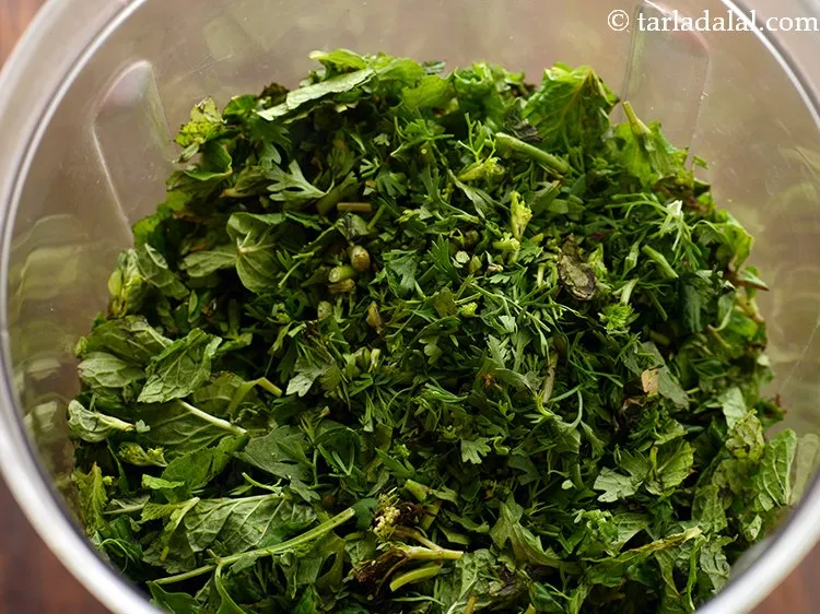 Step 19 – Add coriander leaves.&nbsp;