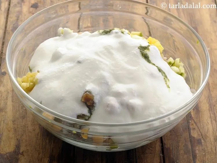 Step 9 – Add whisked yogurt.&nbsp;